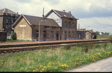 BOURCY  84-8305.jpg